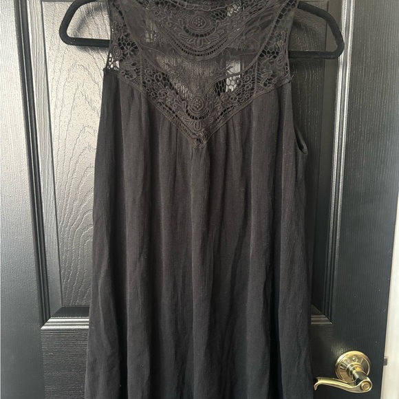 ‼️Price Drop‼️End of Summer Sale‼️ Lulu's Black Lace Mini Dress - Picture 1 of 6